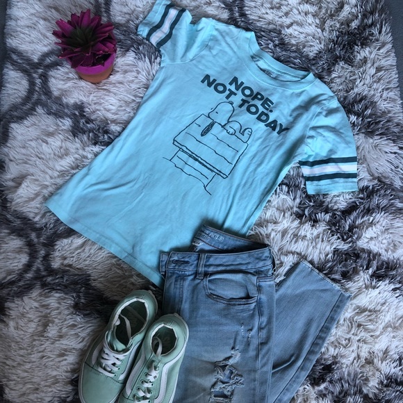 Snoopy and soft Fitted Top - Picture 1 of 2